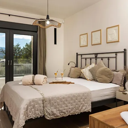 Wellbeing Imotski Croatia Heated Pool , And Ultimate Privacy * Donji Prolozac